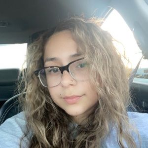 Meet your Posher, Jana